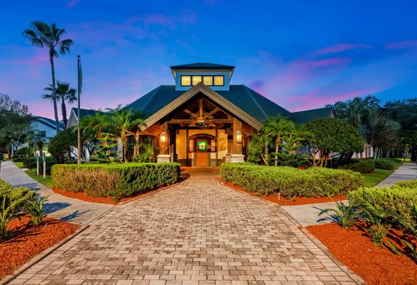 Upscale way