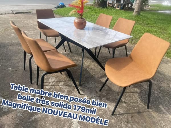 Durable salon