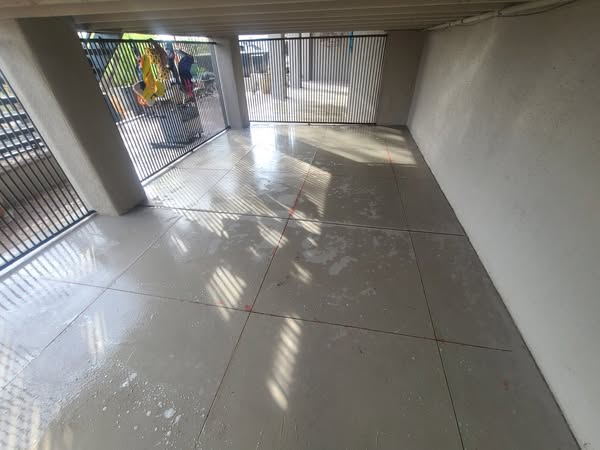 Fresh concrete