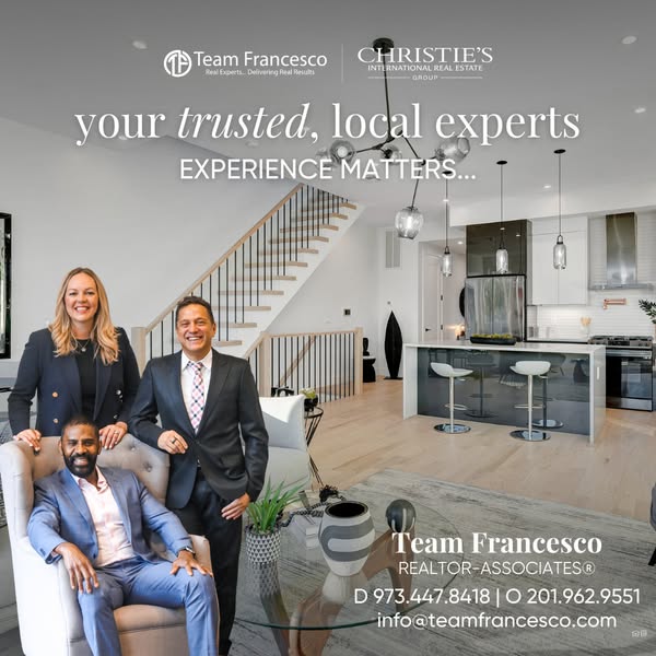 Personalized service advertising