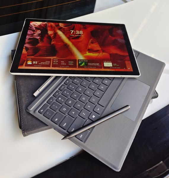 Microsoft Surface Pro 7