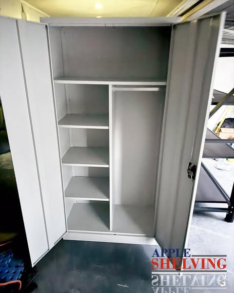 Ideal shelf