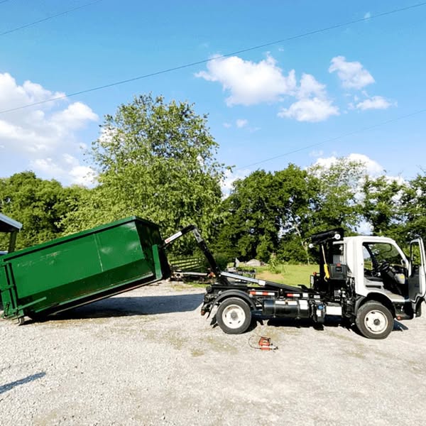 Convenient dumpster