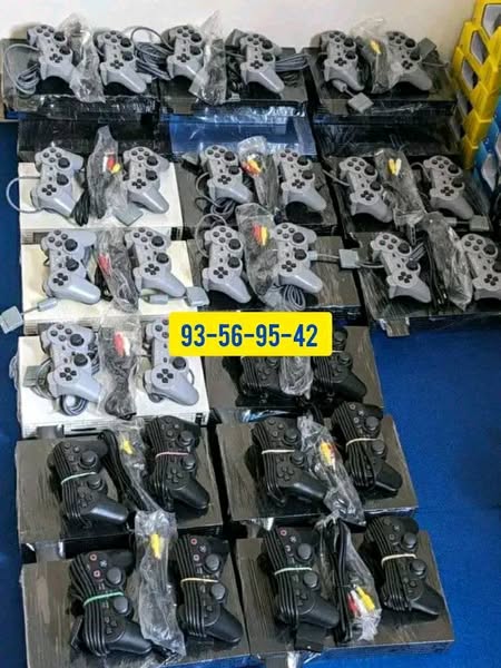 PlayStation DualShock 4 Wireless Controller