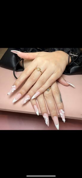Trendy manicure