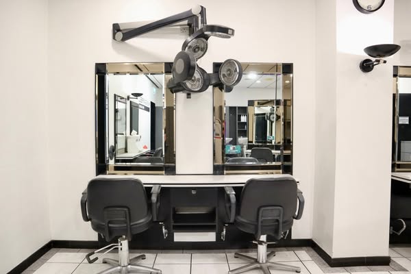 Flexible stylist