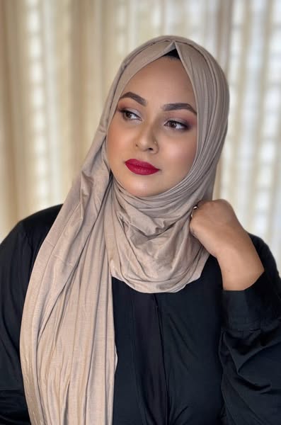 Stylish nude