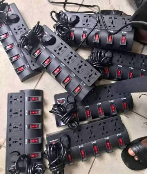 Flexible socket