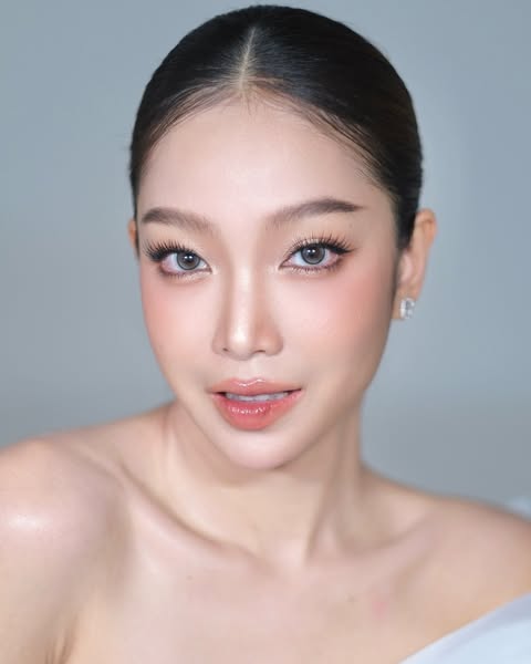 Timeless bride
