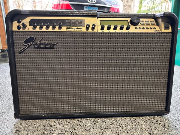Stunning fender