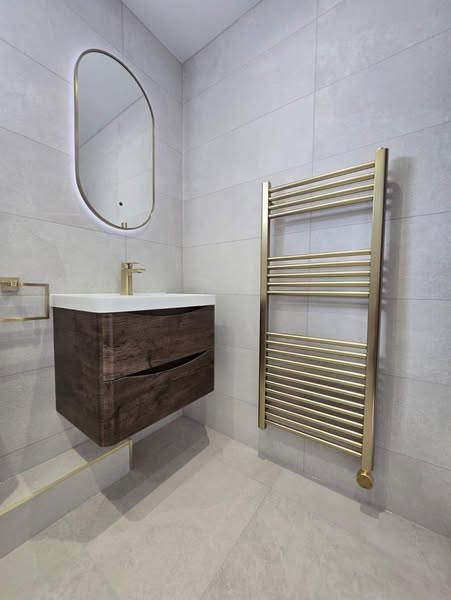 Stunning brass