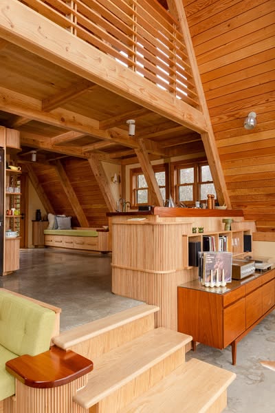 Exquisite mid-century