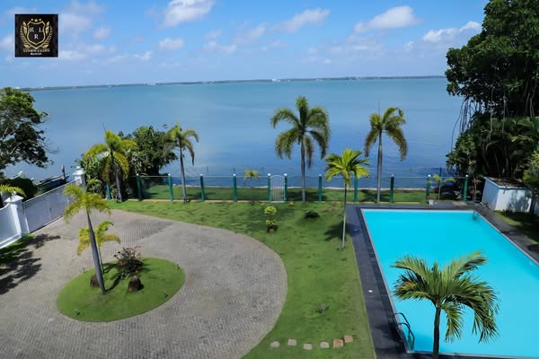 Exceptional resort