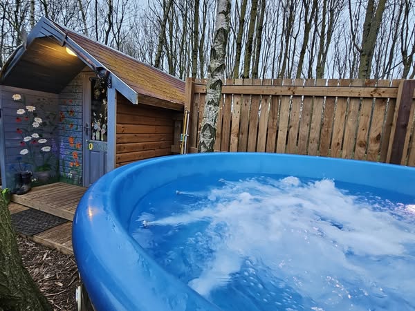 Unique tub