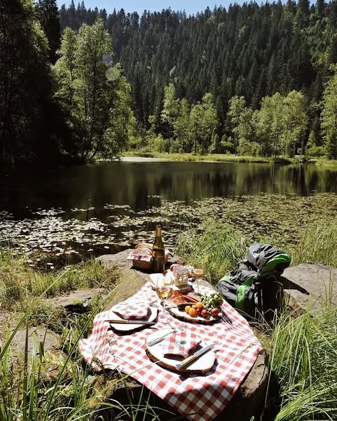 Adventurous set
