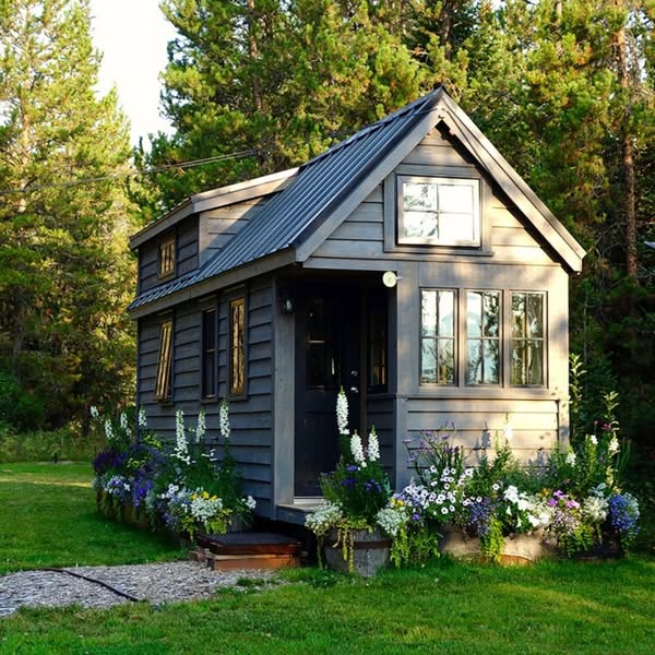 Flexible residence