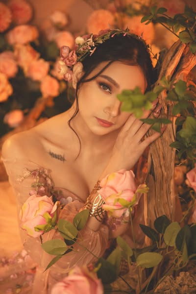 Elegant ethereal