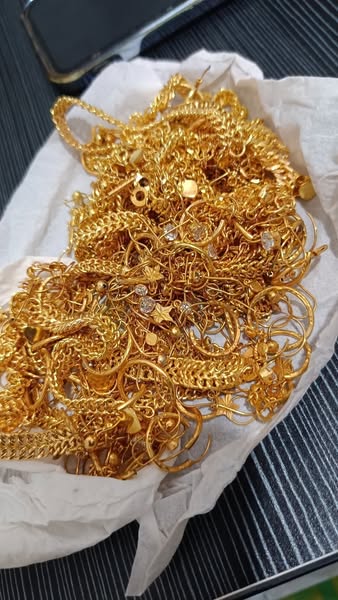 Jewelry and watches