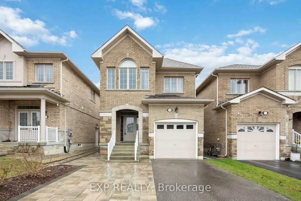 Spectacular detached