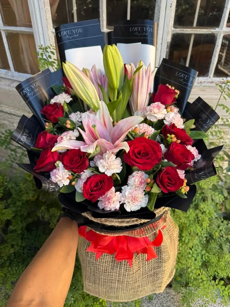 Ideal anniversary
