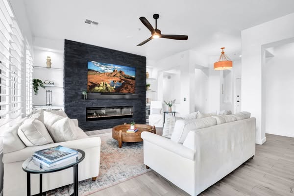 Versatile penthouse