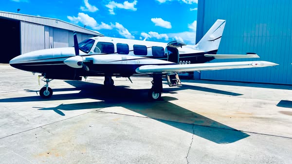 Luxurious charter